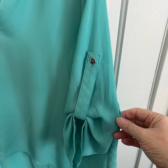 Alfani Teal Flowy V-Neck Blouse Women's 12 petite - Picture 3 of 6
